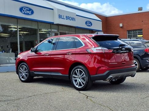 Certified 2024 Ford Edge Titanium AWD/4WD image 2