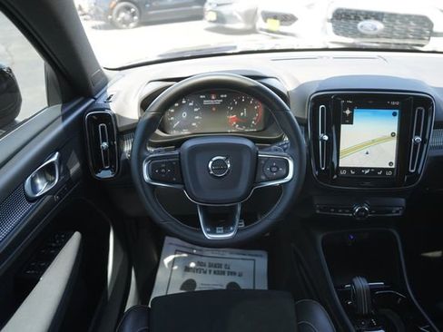 Used 2020 Volvo XC40 T5 R-Design w/ Protection Package Premier AWD/4WD image 22