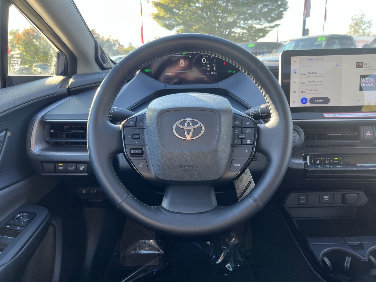 Used 2025 Toyota Prius Limited FWD image 16