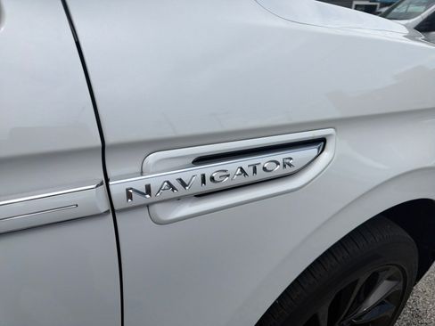 Used 2021 Lincoln Navigator L Reserve AWD/4WD image 10