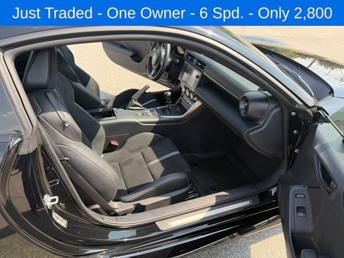 Used 2025 Toyota GR86 Premium RWD image 13