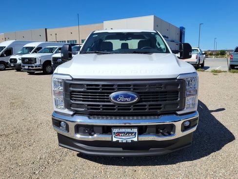 New 2026 Ford F250 XL w/ XL Chrome Package image 5