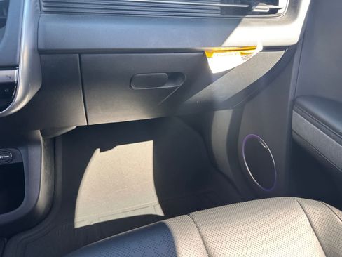 Used 2024 Hyundai Ioniq 5 Limited image 20