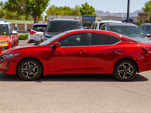 Used 2024 Nissan Sentra SV FWD image 7