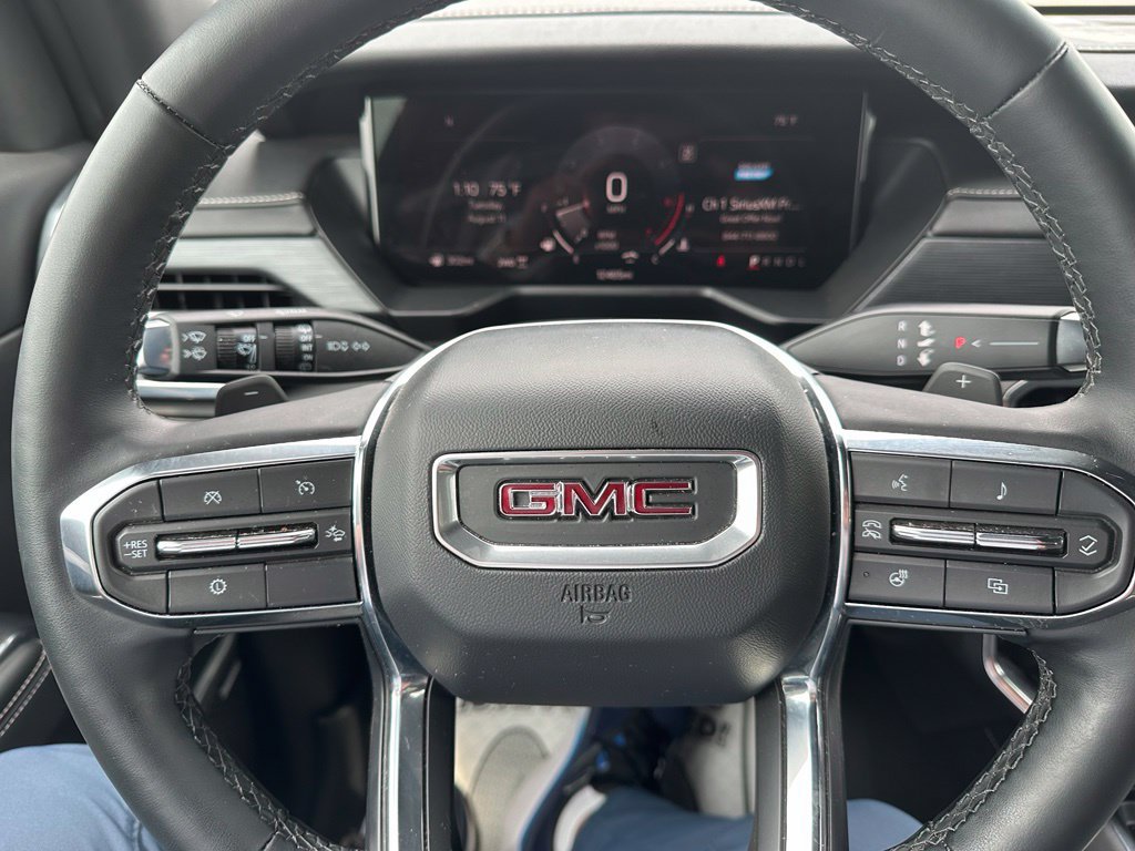 Used 2026 GMC Acadia Elevation w/ LPO, Floor Liner Package AWD/4WD image 27