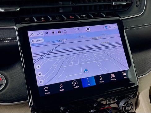 Used 2024 Jeep Grand Cherokee Limited image 22