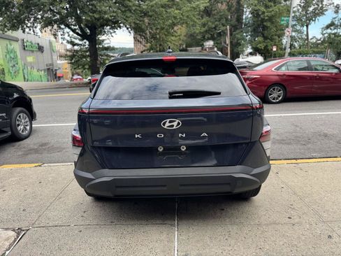 Used 2025 Hyundai Kona SEL FWD image 10