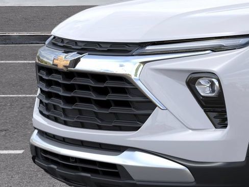 New 2026 Chevrolet TrailBlazer LT FWD image 38
