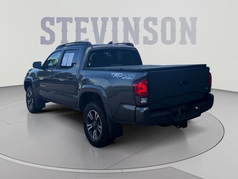 Used 2018 Toyota Tacoma TRD Sport w/ Technology Package AWD/4WD image 3