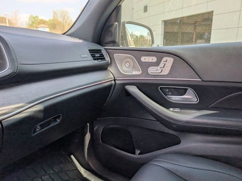 Used 2021 Mercedes-Benz GLS 450 4MATIC image 33