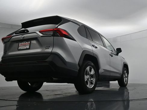 Used 2024 Toyota RAV4 XLE AWD/4WD image 37