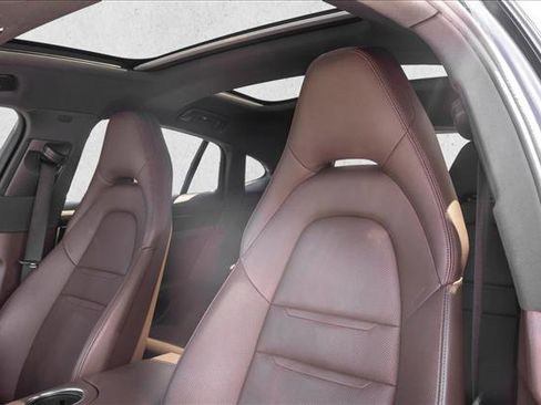 Used 2018 Porsche Panamera 4S AWD/4WD image 12