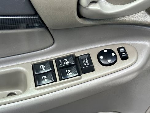 Used 2005 Chevrolet Impala SS w/ Sun And Sound Package FWD image 14