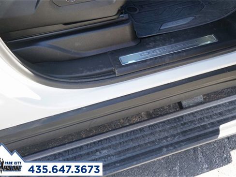 Used 2024 GMC Yukon Denali Ultimate image 42