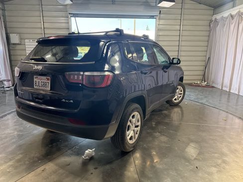 Used 2019 Jeep Compass Sport w/ Tech Group image 5