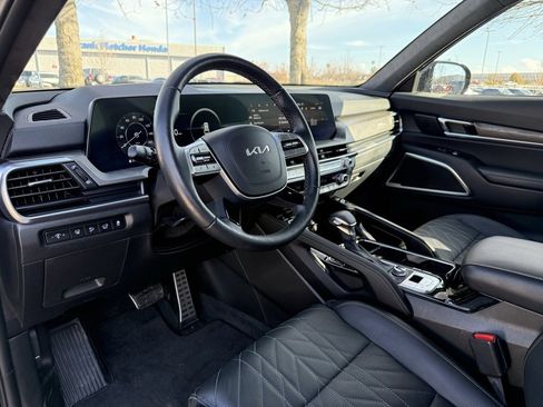 Used 2024 Kia Telluride SX Prestige X-Line image 9