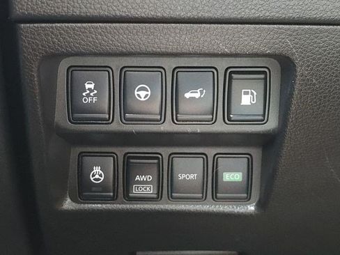 Used 2020 Nissan Rogue SV w/ Sun & Sound Touring Package AWD/4WD image 27