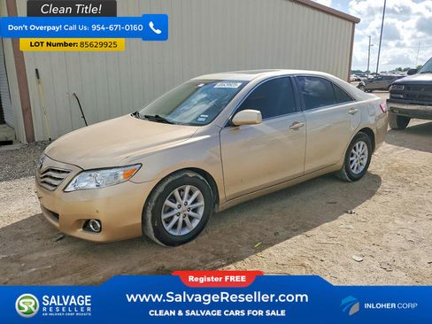 Used 2011 Toyota Camry XLE w/ XLE Extra-Value Pkg #2 FWD image 1