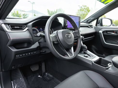 Certified 2025 Toyota RAV4 XSE AWD/4WD image 10