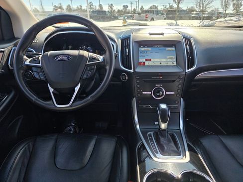 Used 2016 Ford Edge Titanium w/ Technology Package image 17