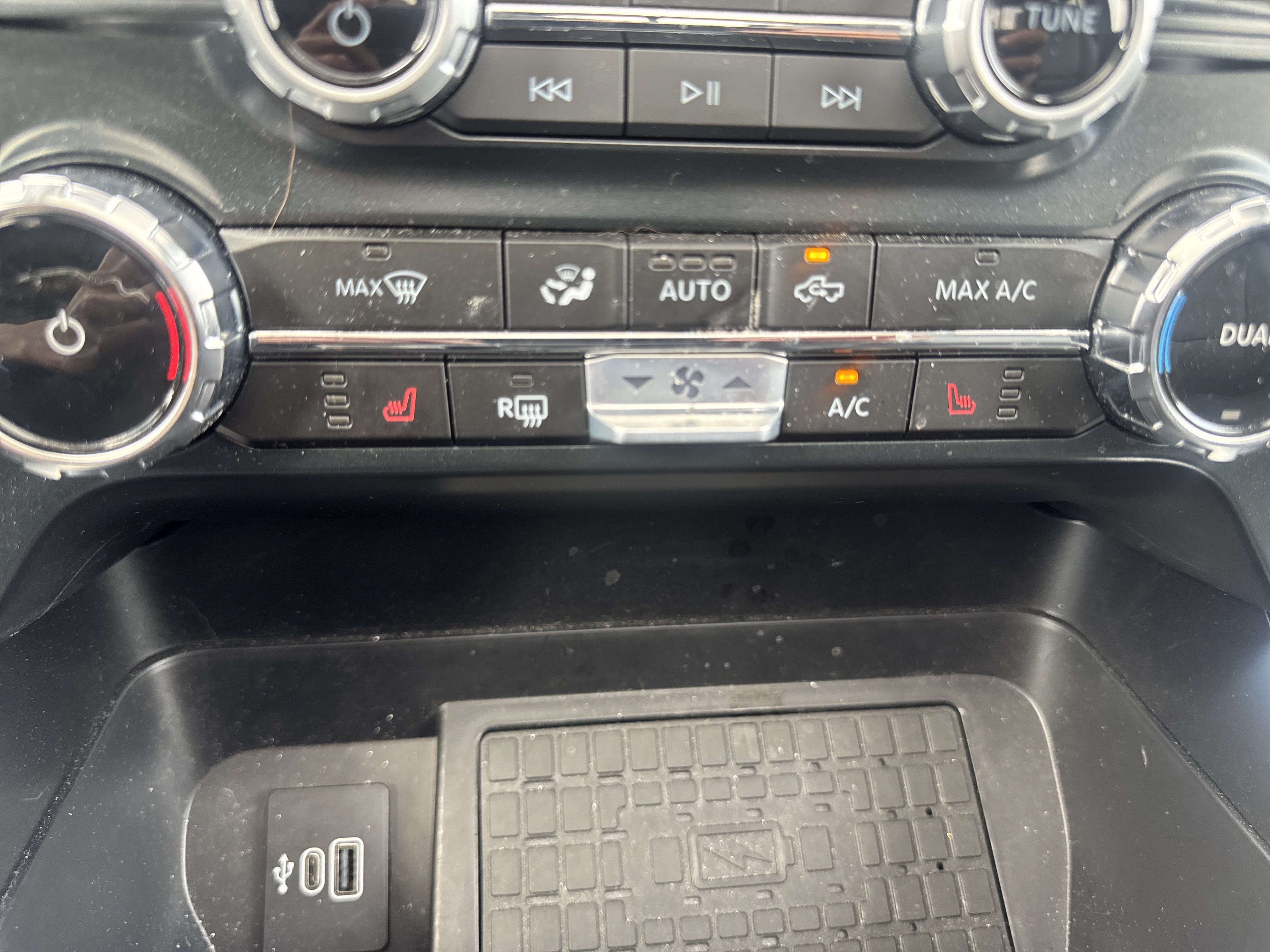 Used 2025 Ford F150 XLT w/ Equipment Group 303A High AWD/4WD image 28