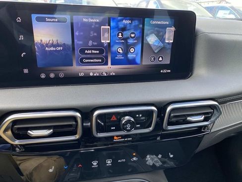 New 2026 Nissan Sentra SV w/ SV Convenience Package FWD image 9