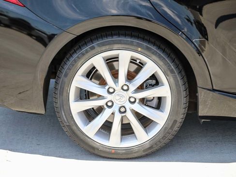 Used 2016 Lexus IS 200t RWD image 11