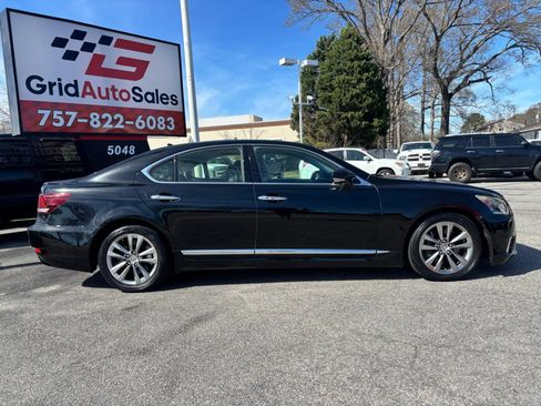 Used 2013 Lexus LS 460 AWD w/ Comfort Pkg image 2