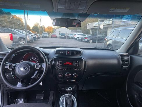 Used 2016 Kia Soul image 13