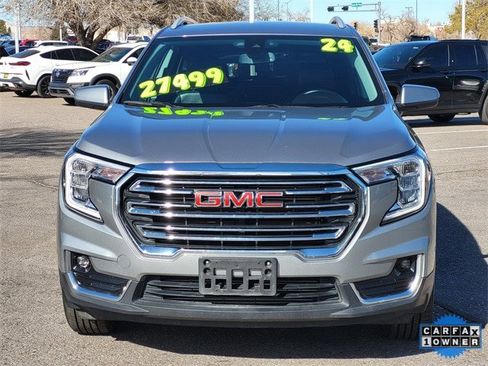 Used 2024 GMC Terrain SLT image 9