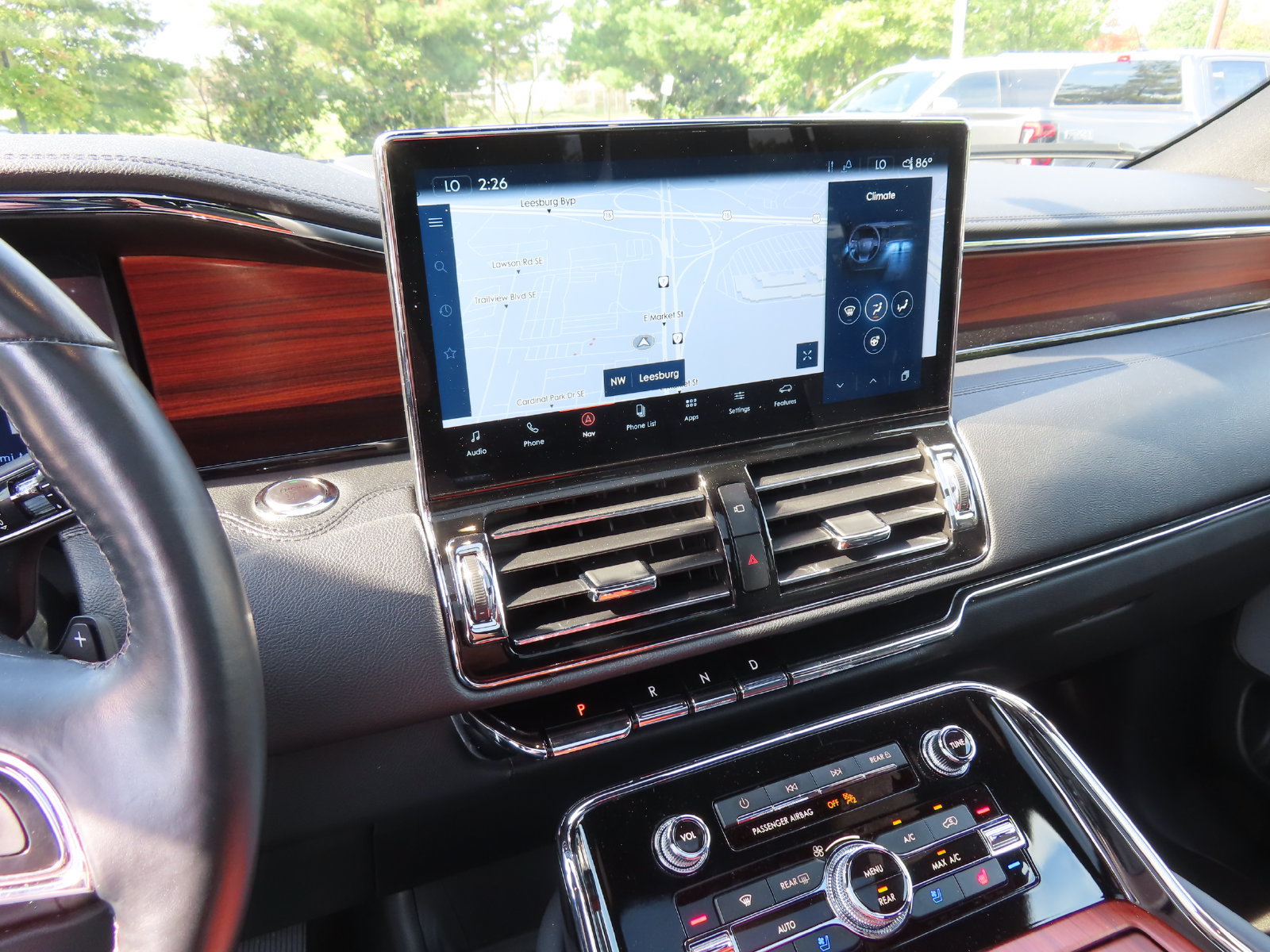 Used 2024 Lincoln Navigator L Reserve AWD/4WD image 30
