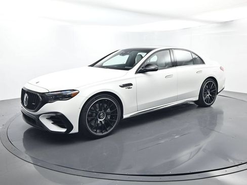 Used 2026 Mercedes-Benz E 53 AMG e 4MATIC Sedan image 1
