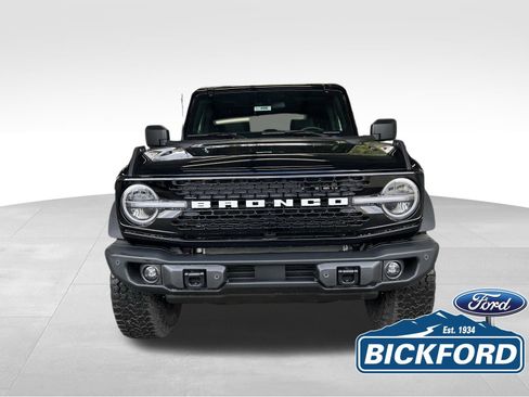 New 2026 Ford Bronco Badlands image 2