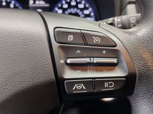 Certified 2023 Hyundai Kona SEL image 17