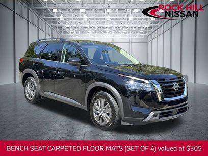 Certified 2025 Nissan Pathfinder SV