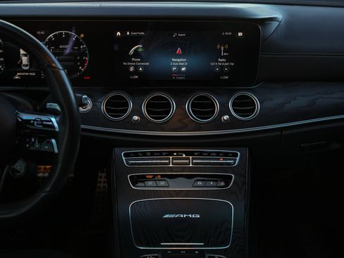 Used 2021 Mercedes-Benz E 63 AMG S image 30
