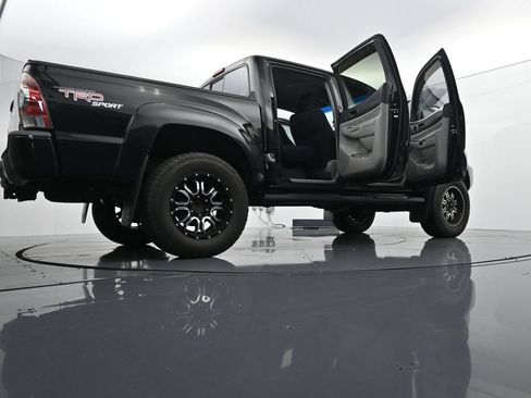 Used 2013 Toyota Tacoma 4x4 Double Cab w/ TRD Sport Pkg image 41