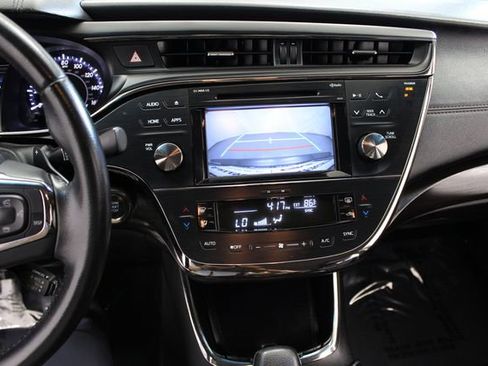 Used 2016 Toyota Avalon XLE FWD image 24