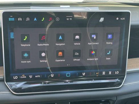 New 2026 Volkswagen Tiguan SEL R-Line image 11