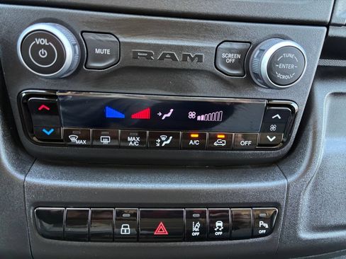 New 2027 RAM ProMaster 2500 w/ Convenience Group FWD image 4