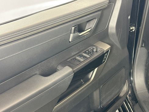 Used 2023 Toyota Sequoia Limited AWD/4WD image 19