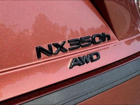 Used 2025 Lexus NX 350h AWD w/ Accessory Package (Z2) image 24