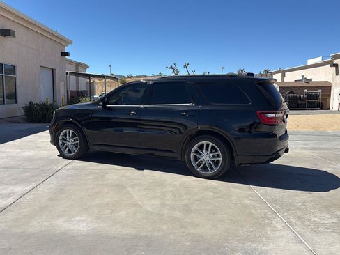Used 2023 Dodge Durango GT RWD image 5