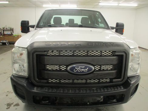 Used 2015 Ford F350 XL AWD/4WD image 2