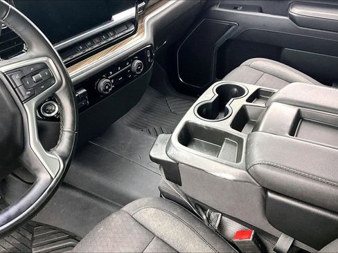 Used 2024 Chevrolet Silverado 2500 LT AWD/4WD image 15