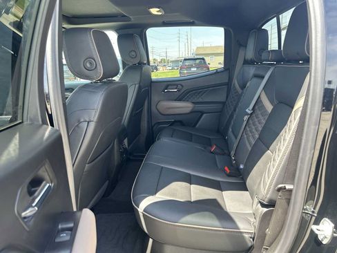 Used 2024 GMC Canyon Denali AWD/4WD image 20