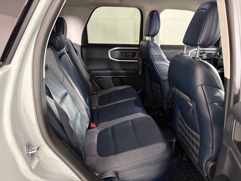 Used 2021 Ford Bronco Sport Outer Banks w/ Outer Banks Package (96D) image 40