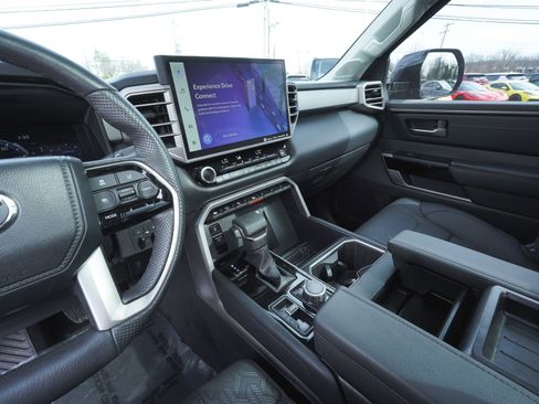 Used 2024 Toyota Tundra Limited image 26