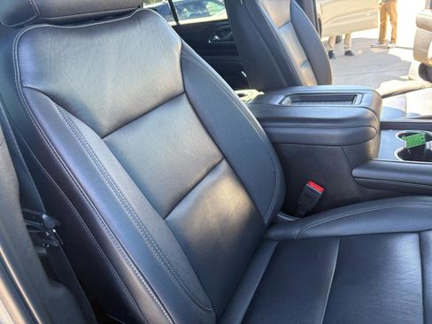Used 2023 Chevrolet Tahoe LT w/ Luxury Package AWD/4WD image 80