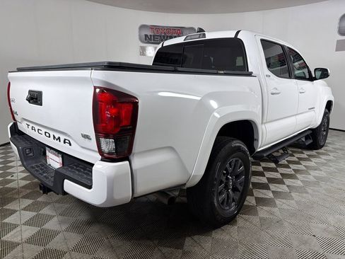 Used 2023 Toyota Tacoma SR5 w/ Technology Package AWD/4WD image 3
